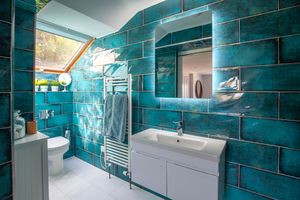 En Suite- click for photo gallery